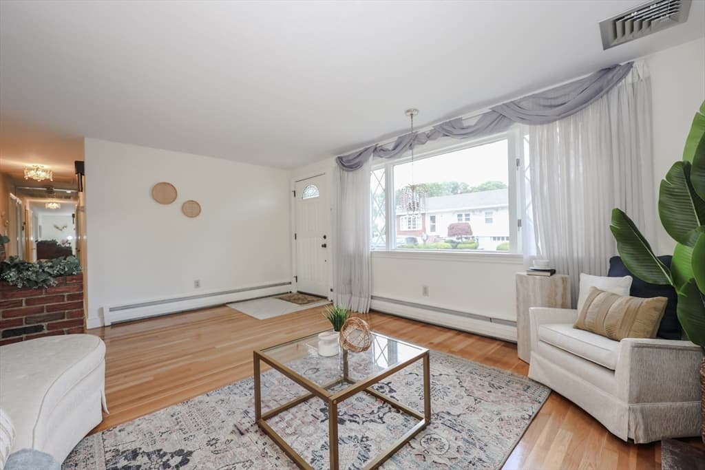 18 Fleming, Malden MA 02148 photo 3