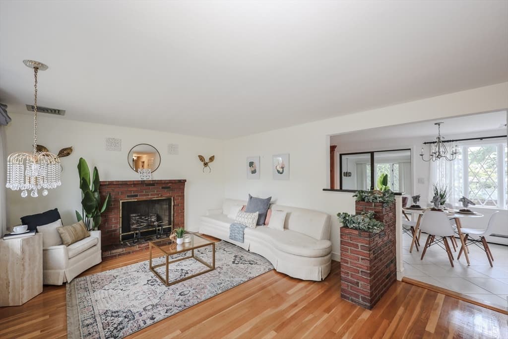 18 Fleming, Malden MA 02148 photo 5