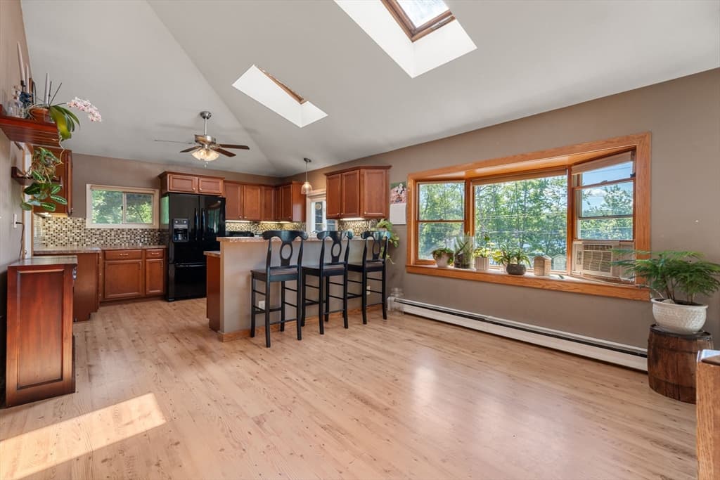 10 Hopkinton Rd, Upton MA 01568 photo 3