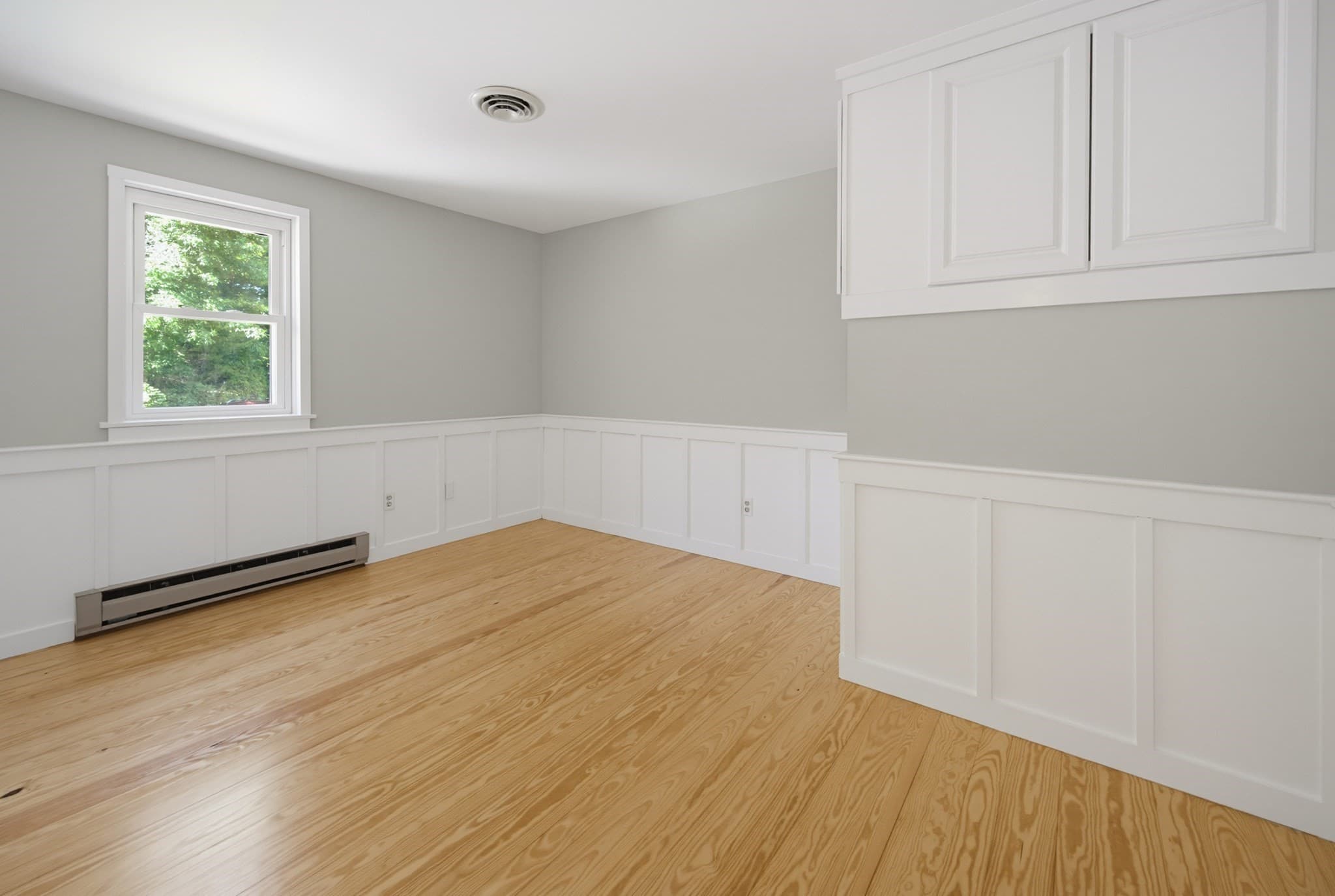 Single Family Residence at 81 Rocky Meadow St, Middleboro MA 02346, photo 23 of 42