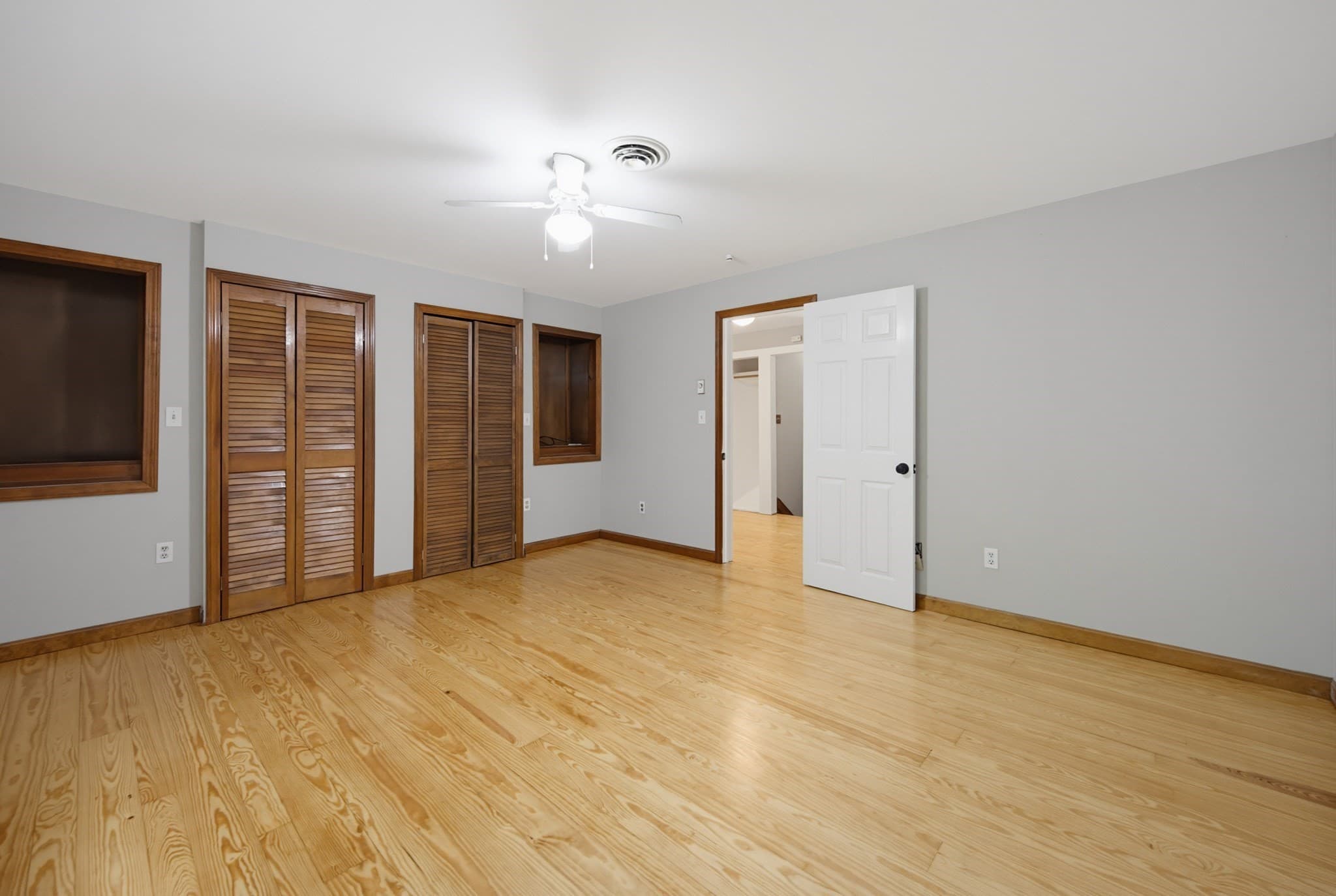 Single Family Residence at 81 Rocky Meadow St, Middleboro MA 02346, photo 27 of 42