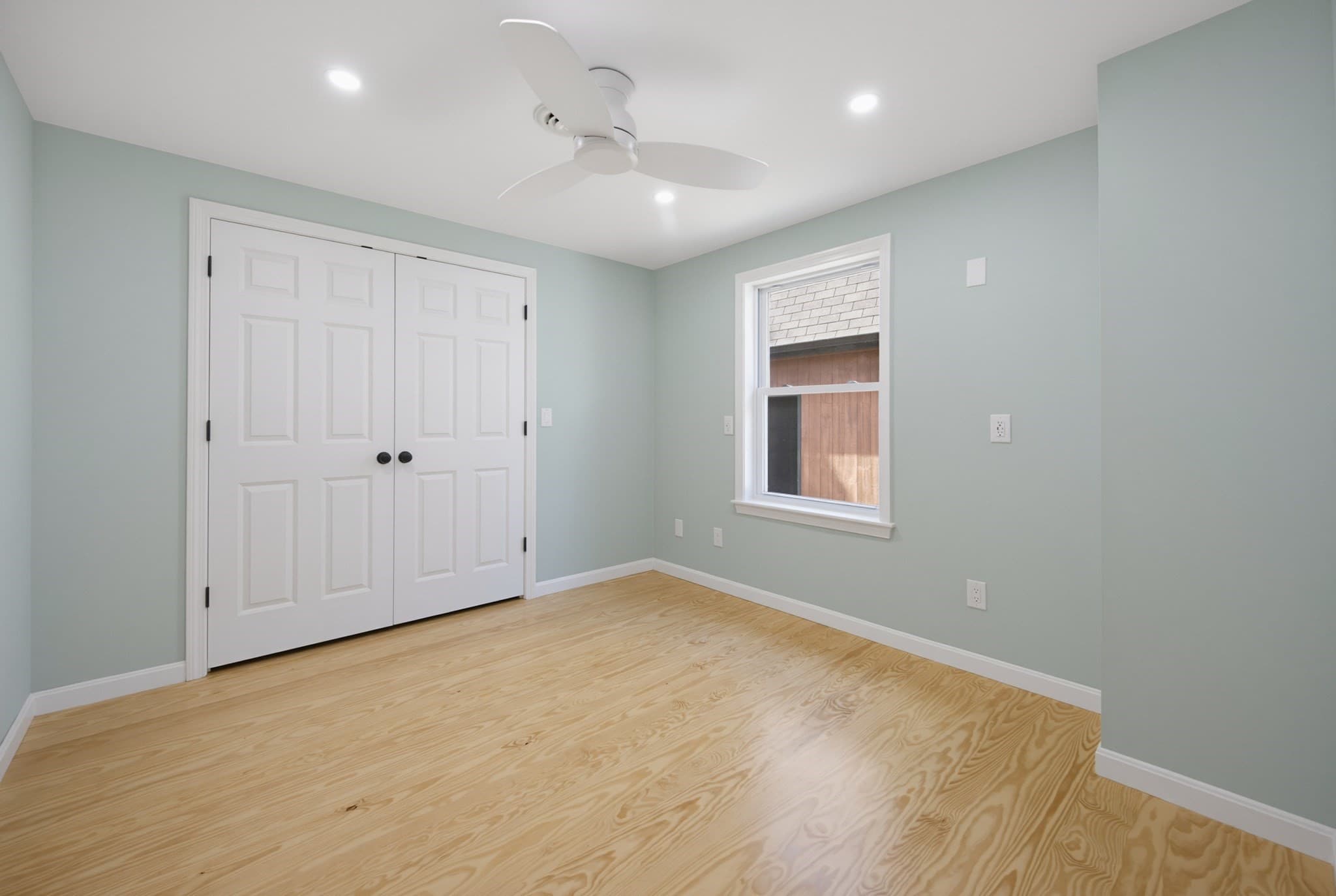 Single Family Residence at 81 Rocky Meadow St, Middleboro MA 02346, photo 17 of 42