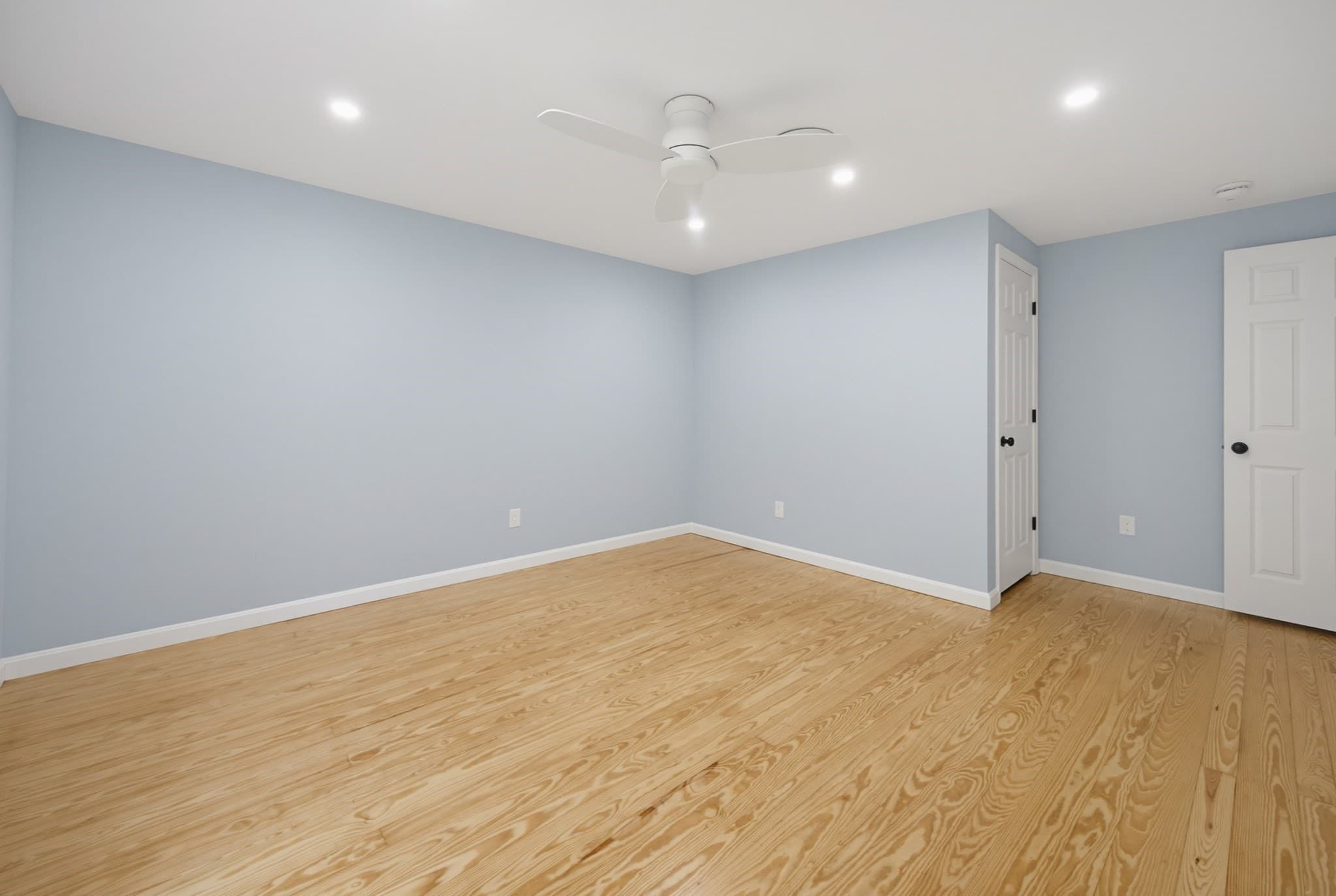 Single Family Residence at 81 Rocky Meadow St, Middleboro MA 02346, photo 14 of 42