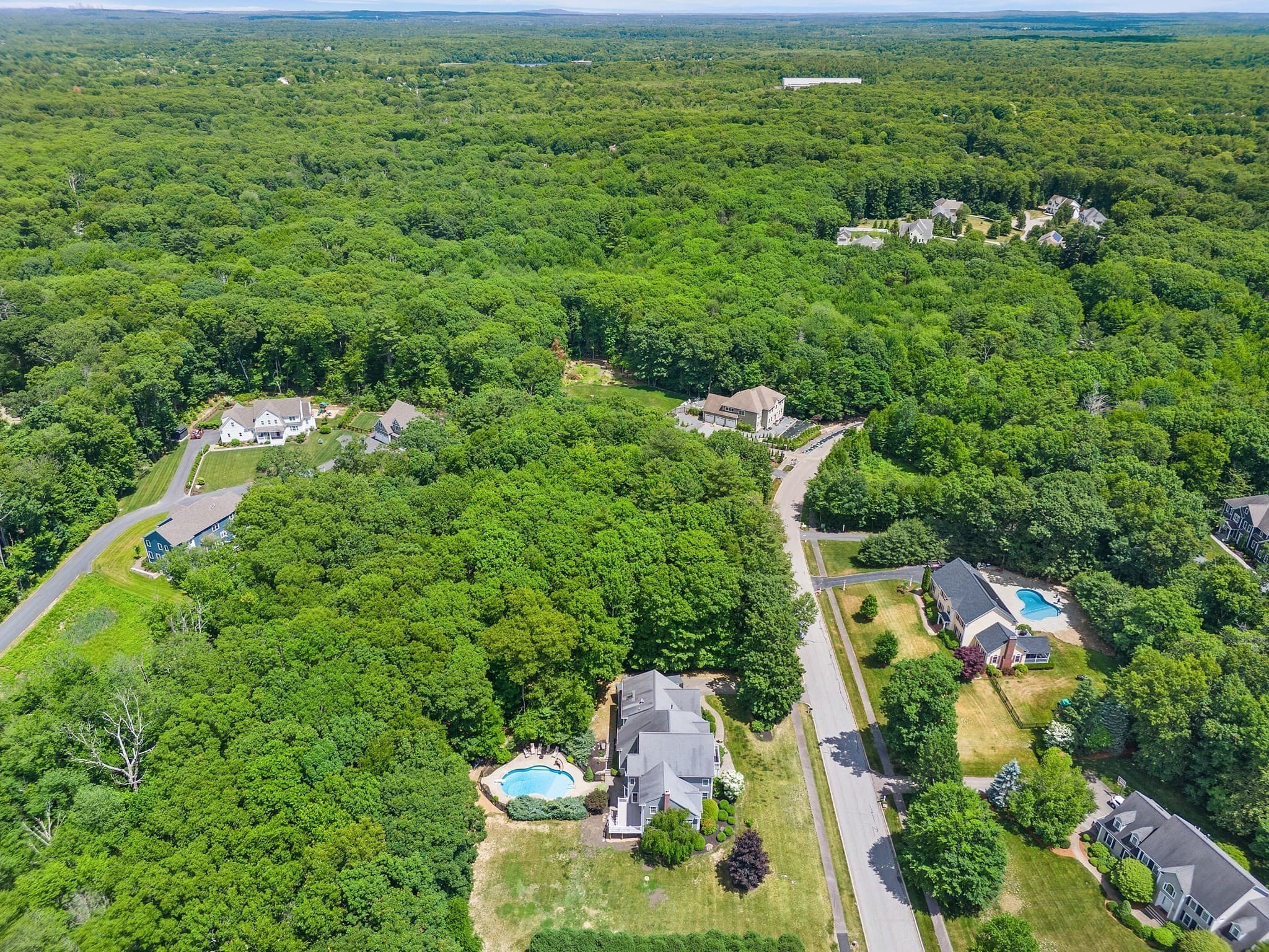 Single Family Residence at 16 Kingsbury Dr, Holliston MA 01746, Holliston, photo 41 of 42