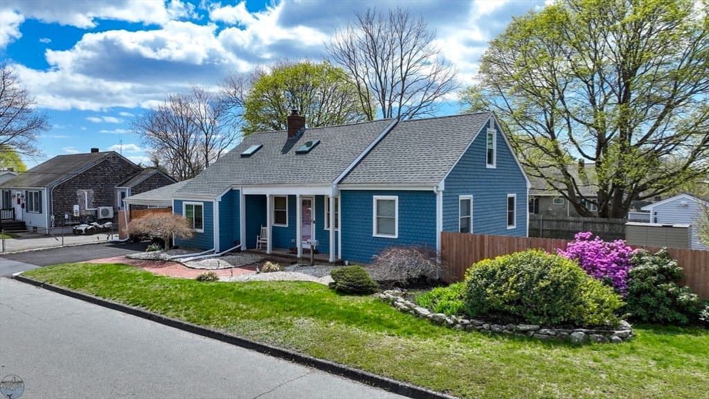 Single Family Residence at 2 Westland St, Acushnet MA 02743, Acushnet, photo 2 of 42