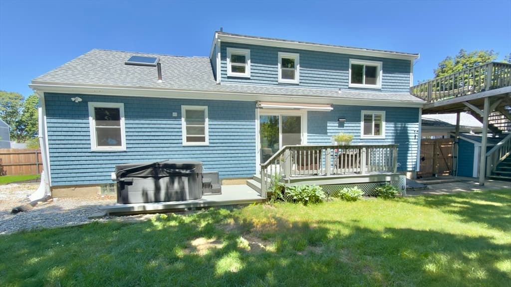 Single Family Residence at 2 Westland St, Acushnet MA 02743, Acushnet, photo 6 of 42