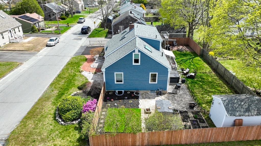 Single Family Residence at 2 Westland St, Acushnet MA 02743, Acushnet, photo 5 of 42