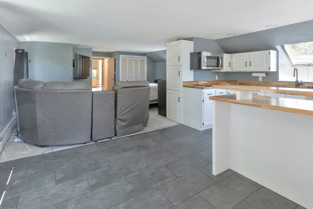 Single Family Residence at 2 Westland St, Acushnet MA 02743, Acushnet, photo 30 of 42