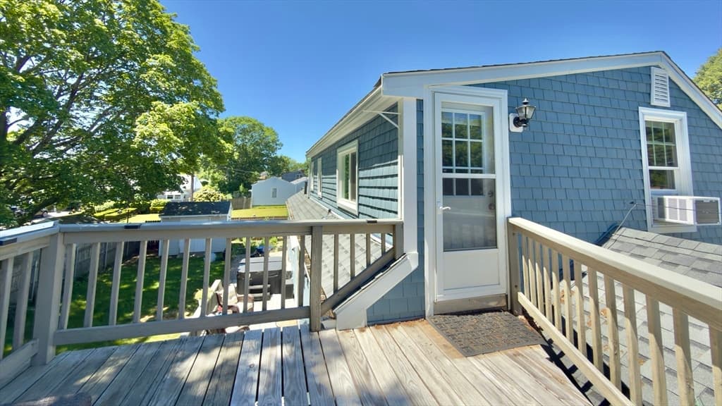 Single Family Residence at 2 Westland St, Acushnet MA 02743, Acushnet, photo 11 of 42