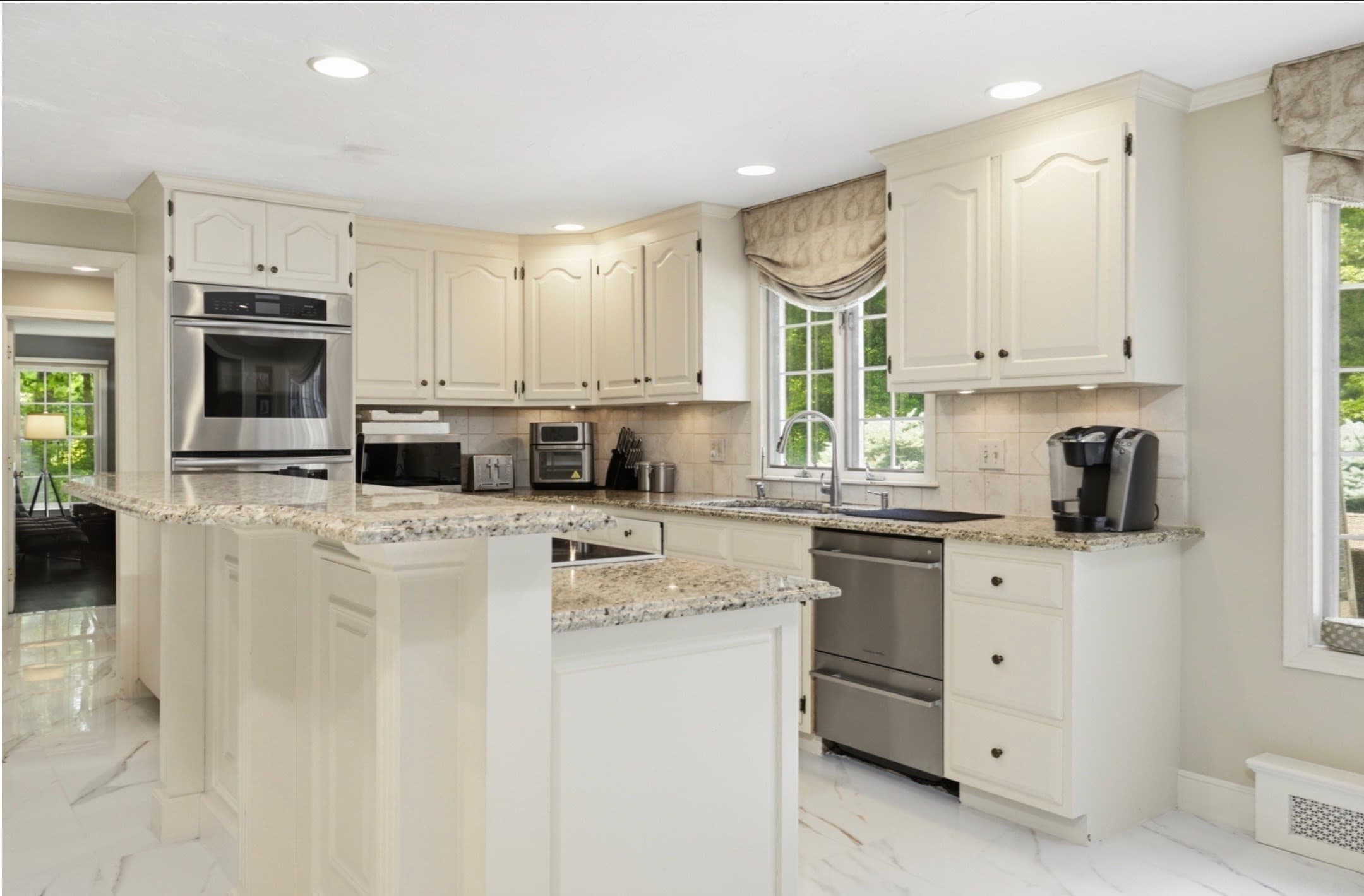 Single Family Residence at 10 Donnelly Drive, Medfield MA 02052, Medfield, photo 5 of 42