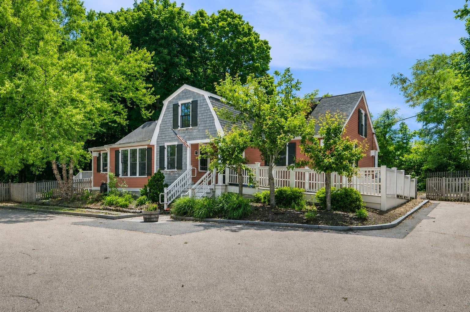 181 Main St, Rowley MA 01969