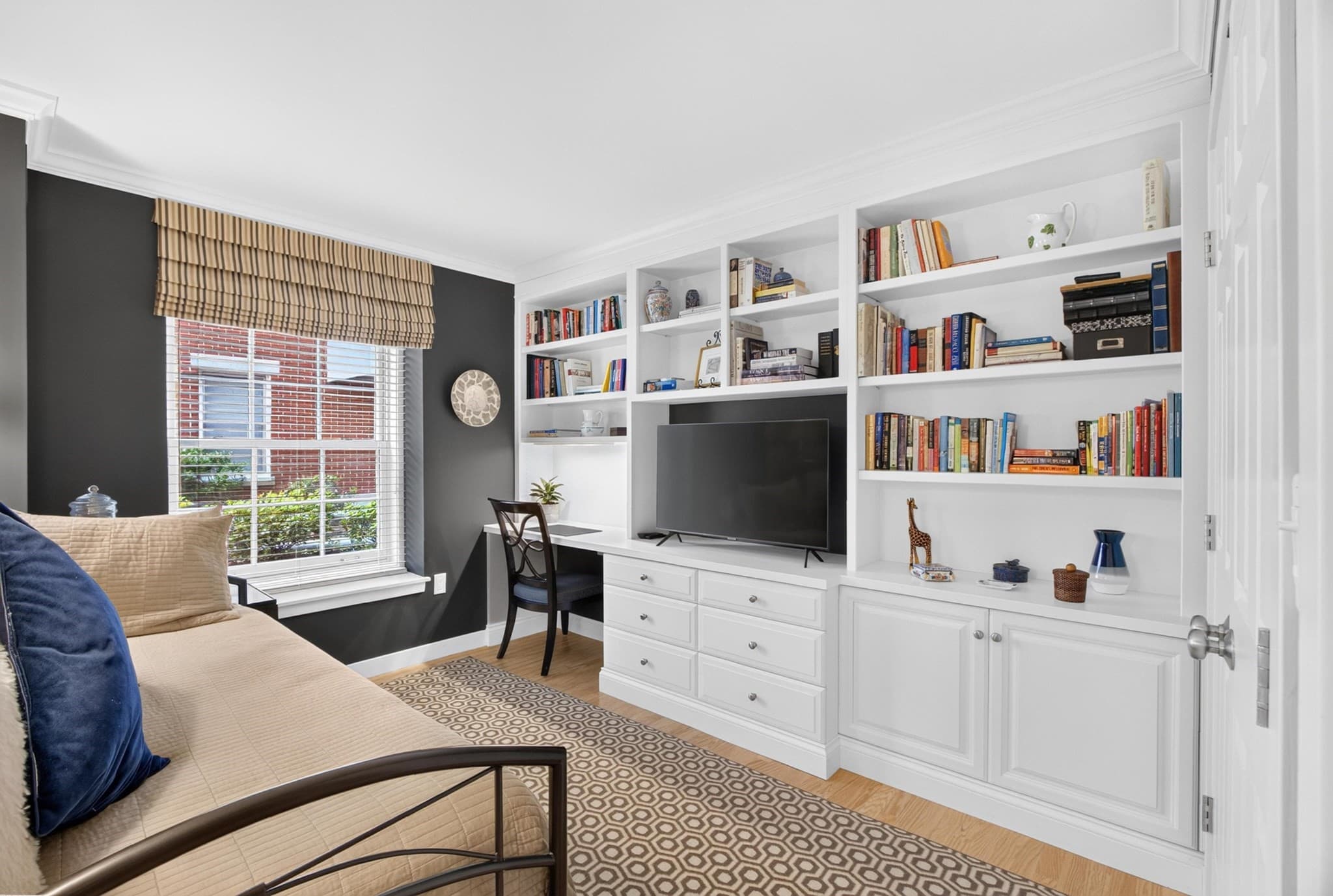 Condominium at 47 Harvard Street # C202, Boston MA 02129, Boston, photo 18 of 33