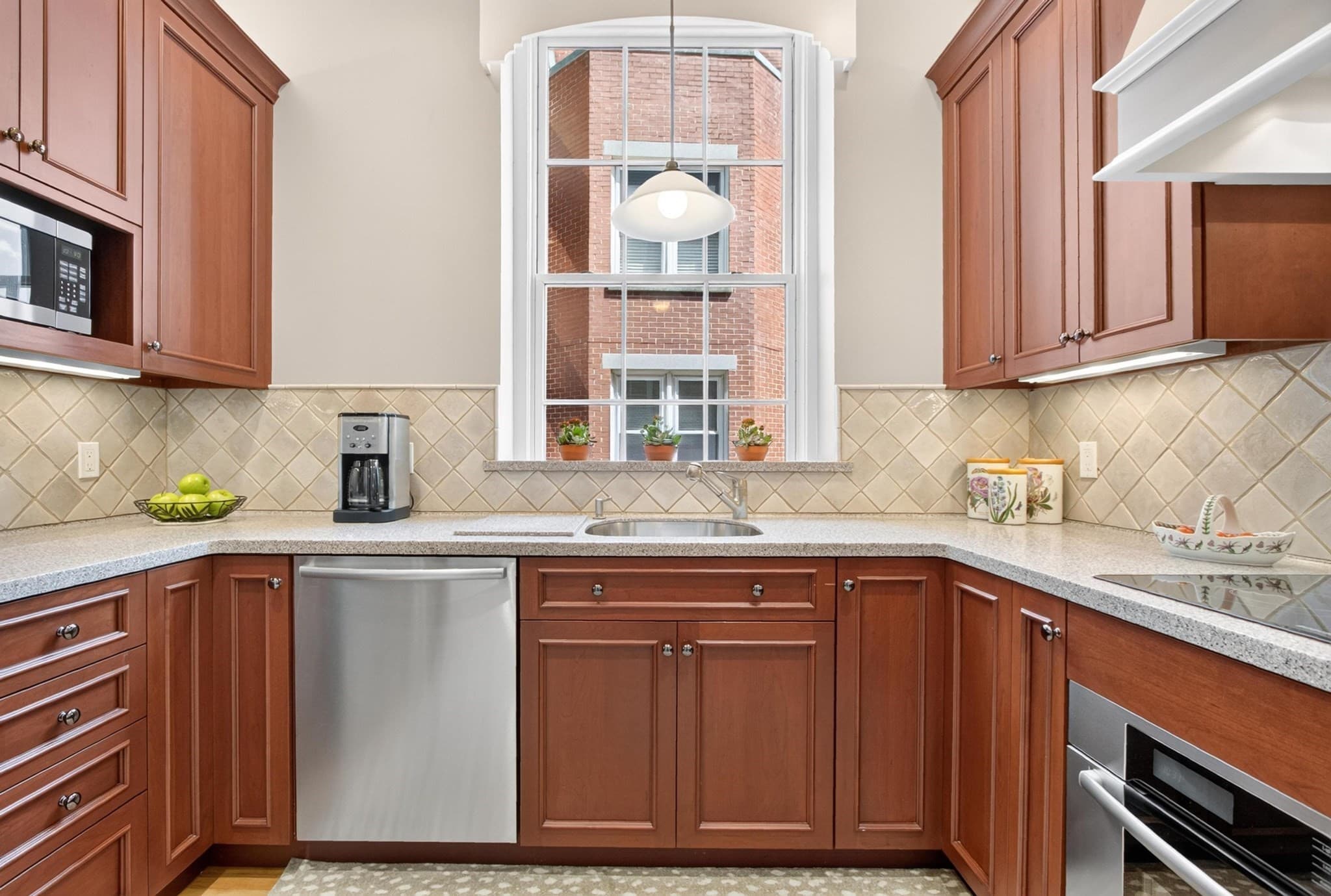 Condominium at 47 Harvard Street # C202, Boston MA 02129, Boston, photo 4 of 33