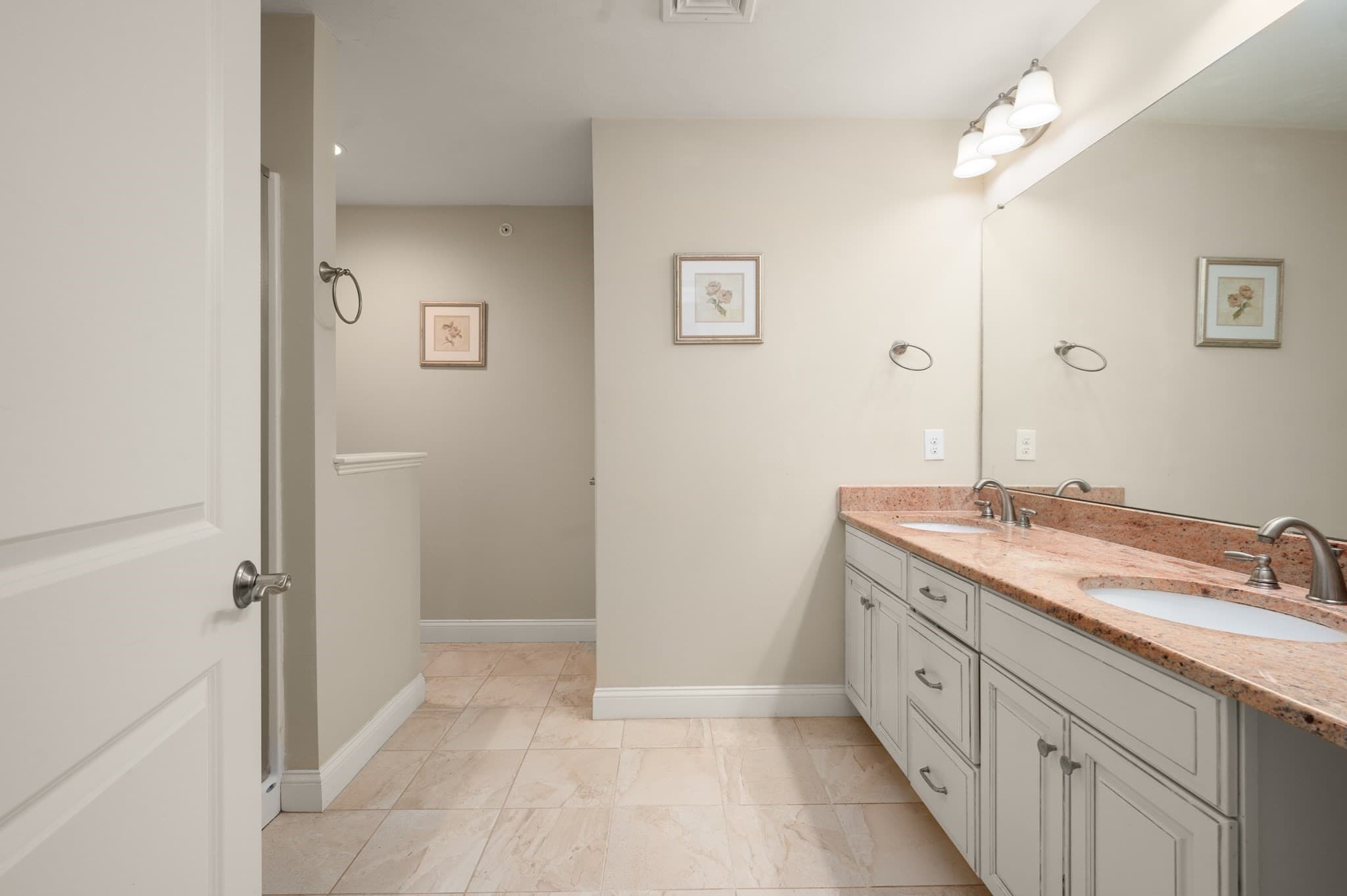 Condominium at 51 Luka Dr # 51, Grafton MA 01519, Grafton, photo 27 of 33