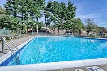 Condominium at 282 Regency Park Dr # 282, Agawam MA 01001, Agawam, photo 22 of 27