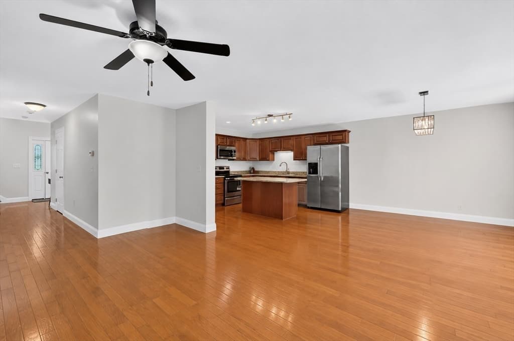 517 Ideal # 603, Ludlow MA 01056 photo 5