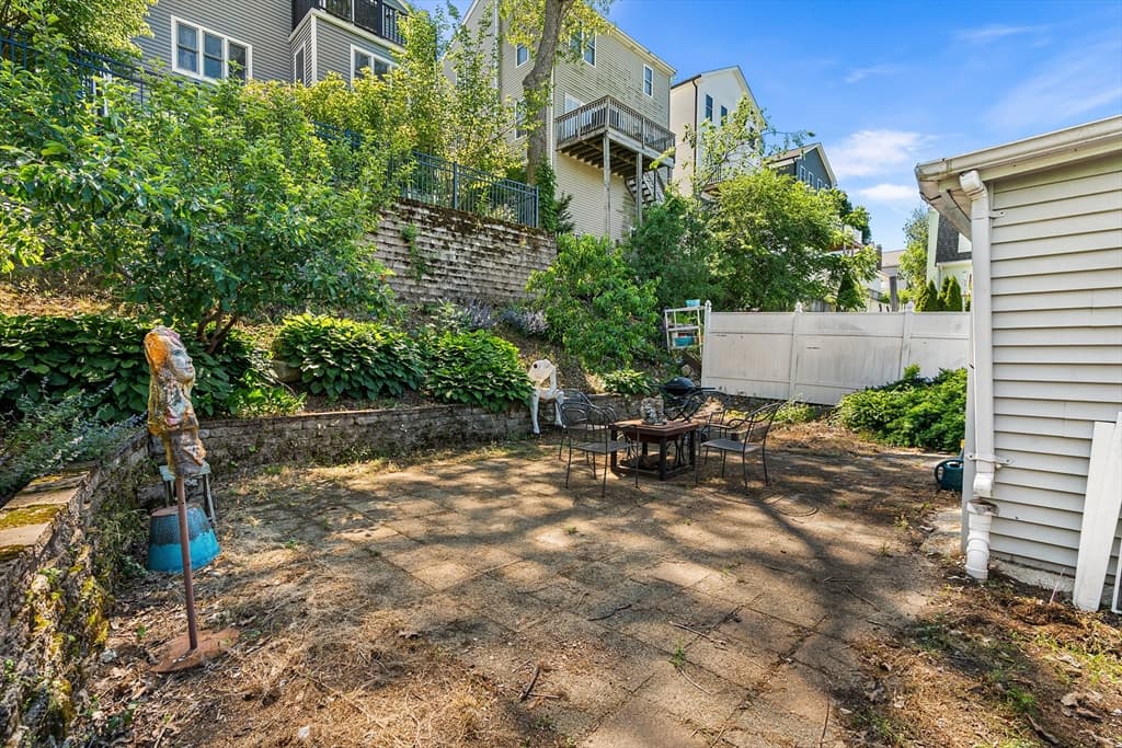 104 College Farm Rd, Waltham MA 02451 photo 23