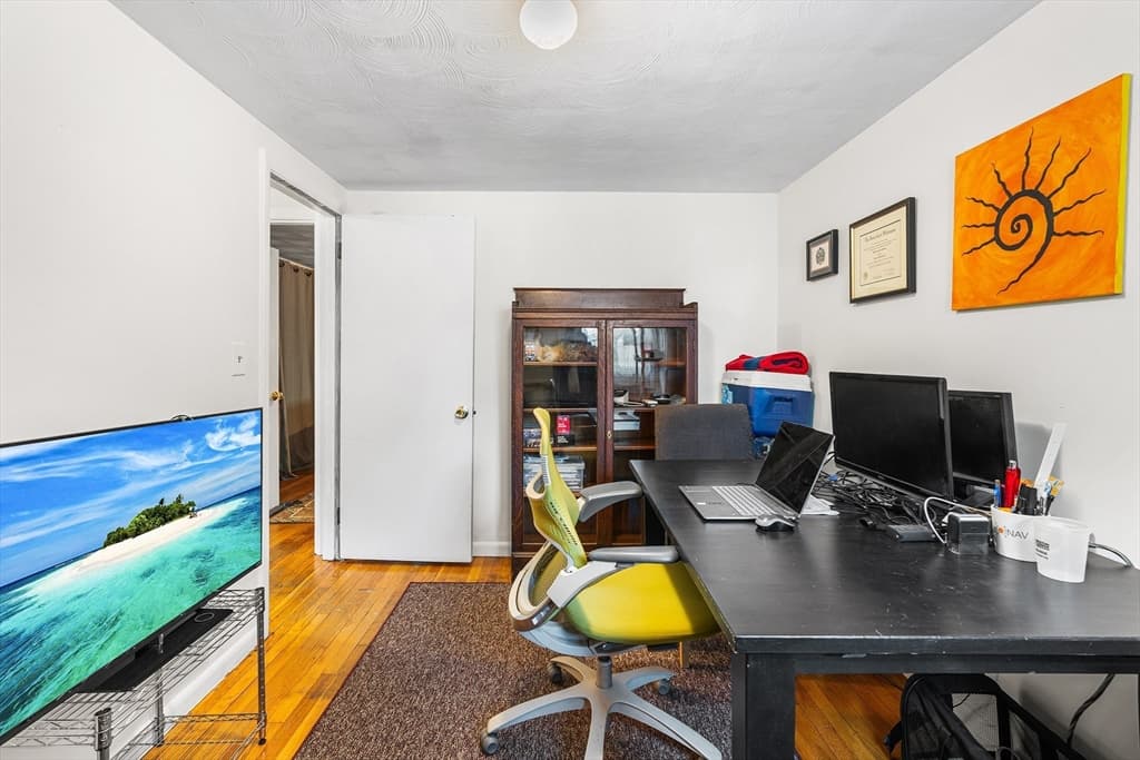 104 College Farm Rd, Waltham MA 02451 photo 13