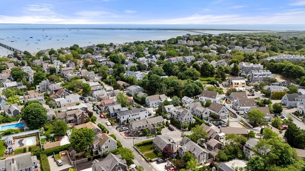 44 Pleasant Street, Provincetown MA 02657 photo 35