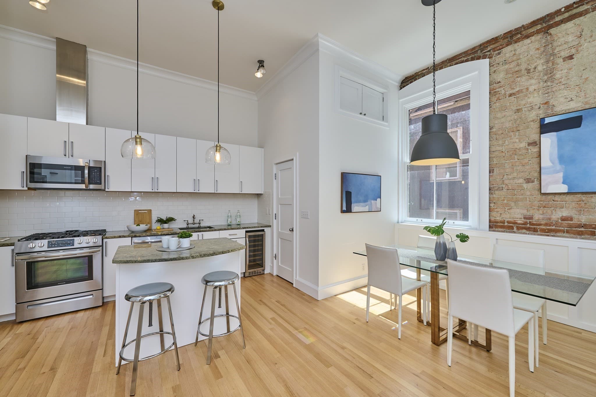 35 Saratoga # 1, Boston MA 02128