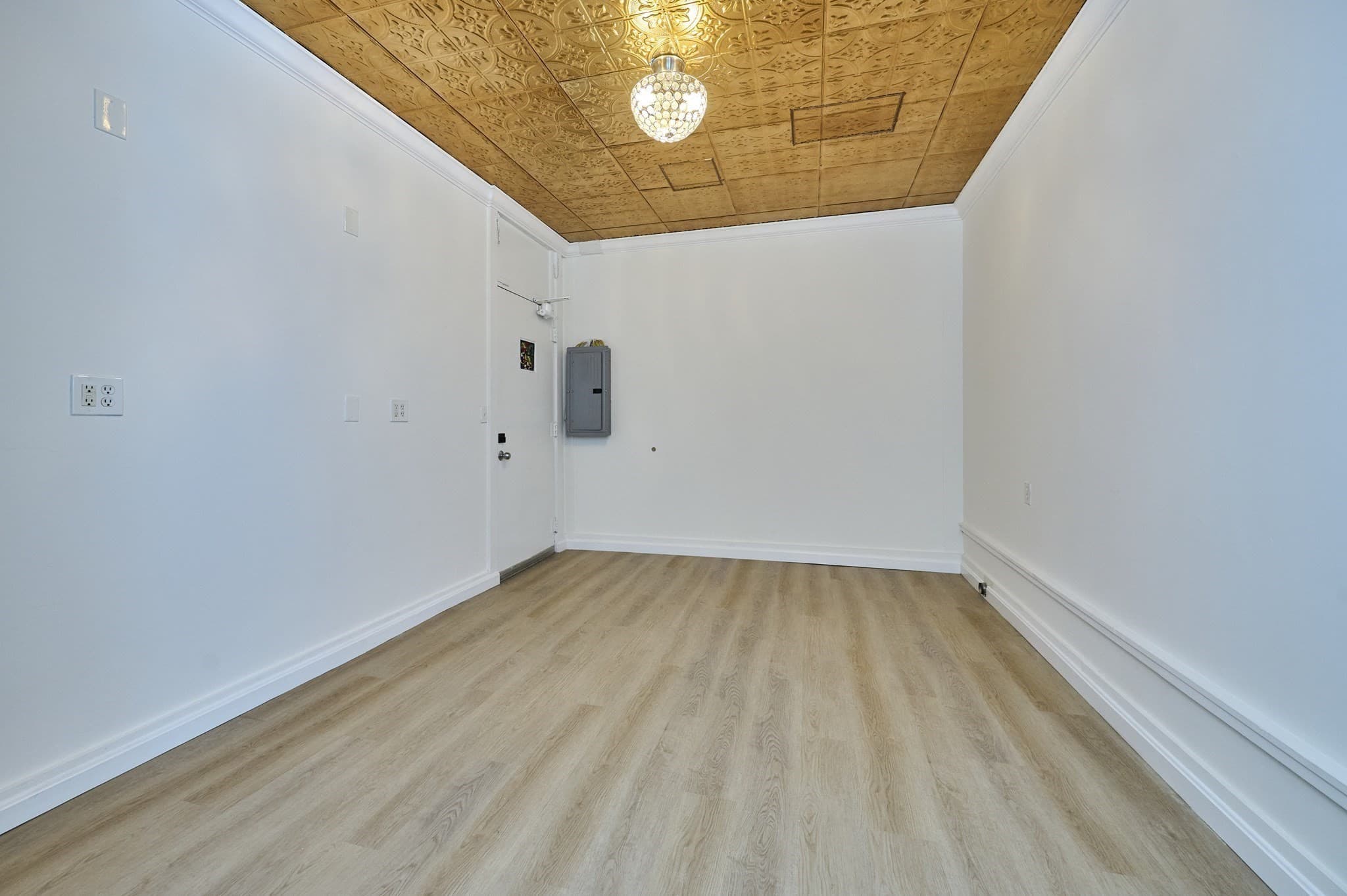 Condominium at 35 Saratoga # 1, Boston MA 02128, Boston, photo 14 of 19