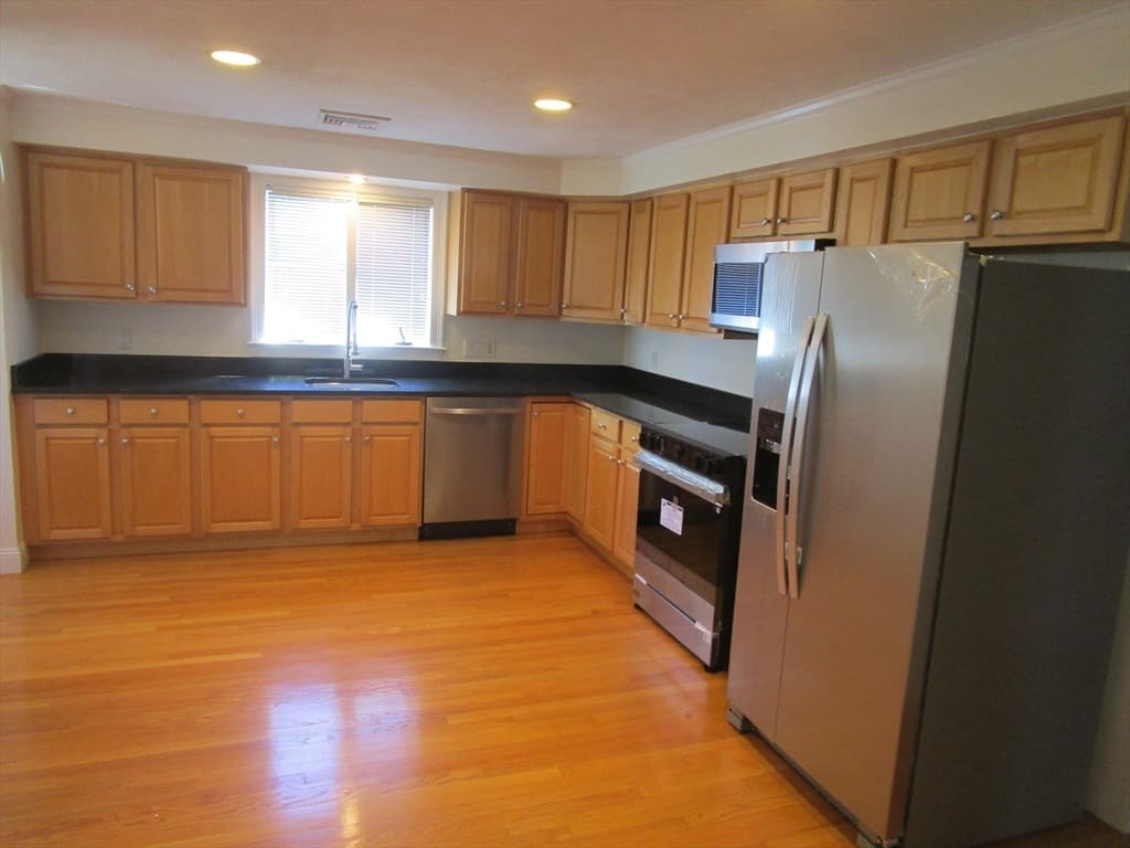 63-65 Charles # 63, Newton MA 02466 photo 5