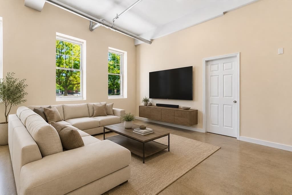 960 Broadway # 2, Chelsea MA 02150