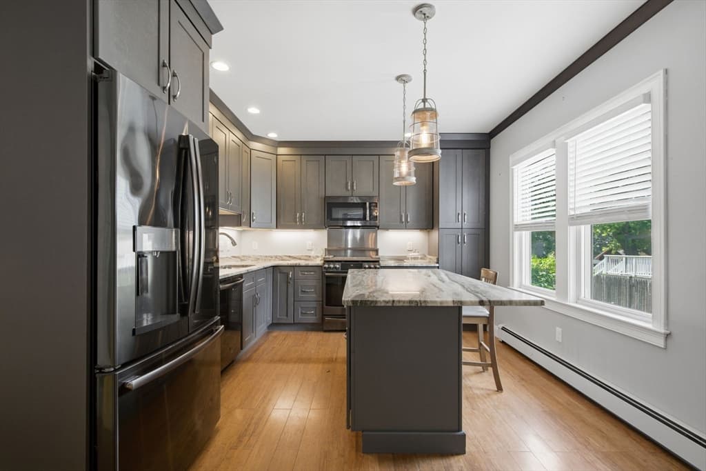 Single Family Residence at 8 Jefferson Ave, Taunton MA 02780, photo 3 of 22