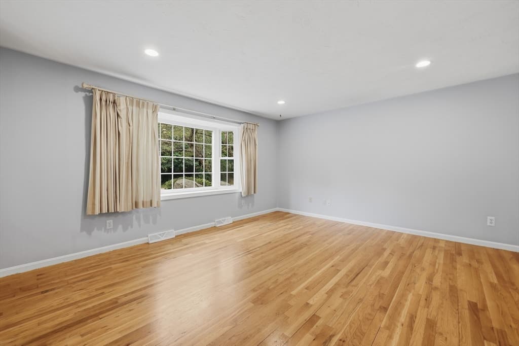6 Fox Hill Road, Ashland MA 01721 photo 5