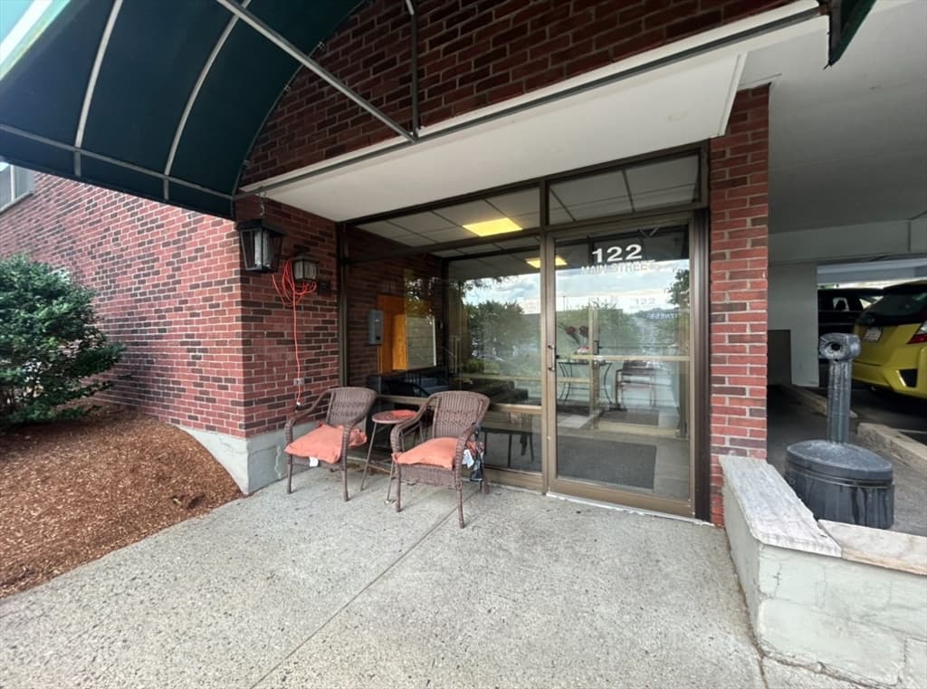 122 Main Street # 402, Stoneham MA 02180
