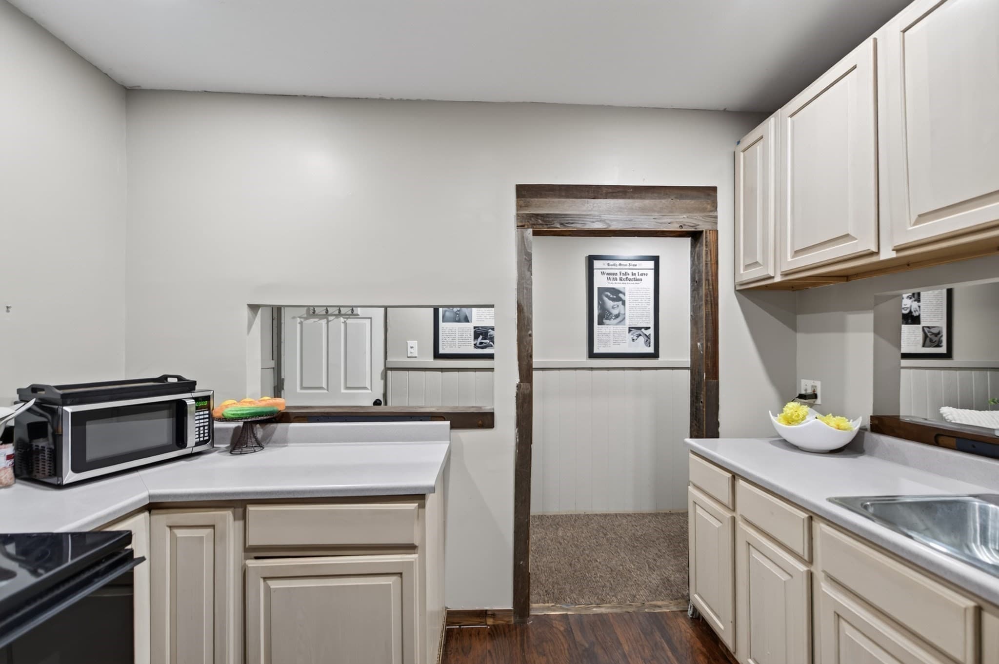 Single Family Residence at 227 Eight Lots Rd, Sutton MA 01590, photo 26 of 42