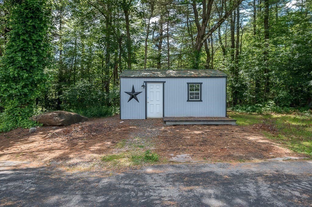 Single Family Residence at 227 Eight Lots Rd, Sutton MA 01590, photo 37 of 42