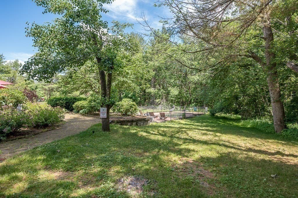 Single Family Residence at 227 Eight Lots Rd, Sutton MA 01590, photo 35 of 42