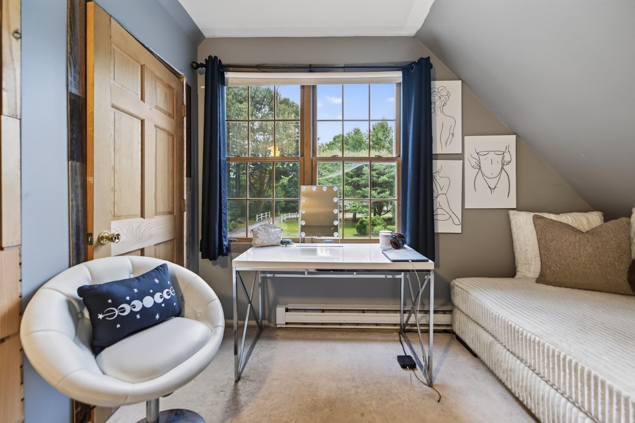 Single Family Residence at 227 Eight Lots Rd, Sutton MA 01590, photo 31 of 42