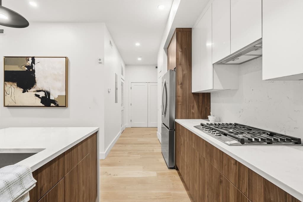 Condominium at 47 Condor # 202A, Boston MA 02128, Boston, photo 11 of 17