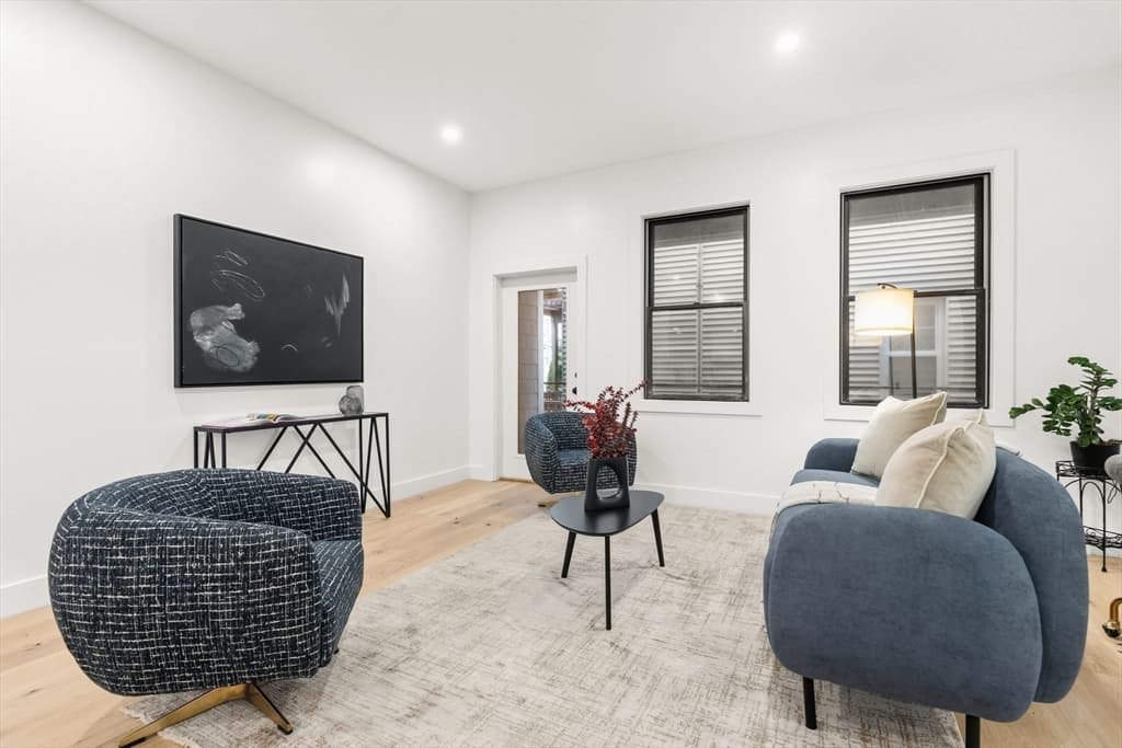 Condominium at 47 Condor # 202A, Boston MA 02128, Boston, photo 4 of 17