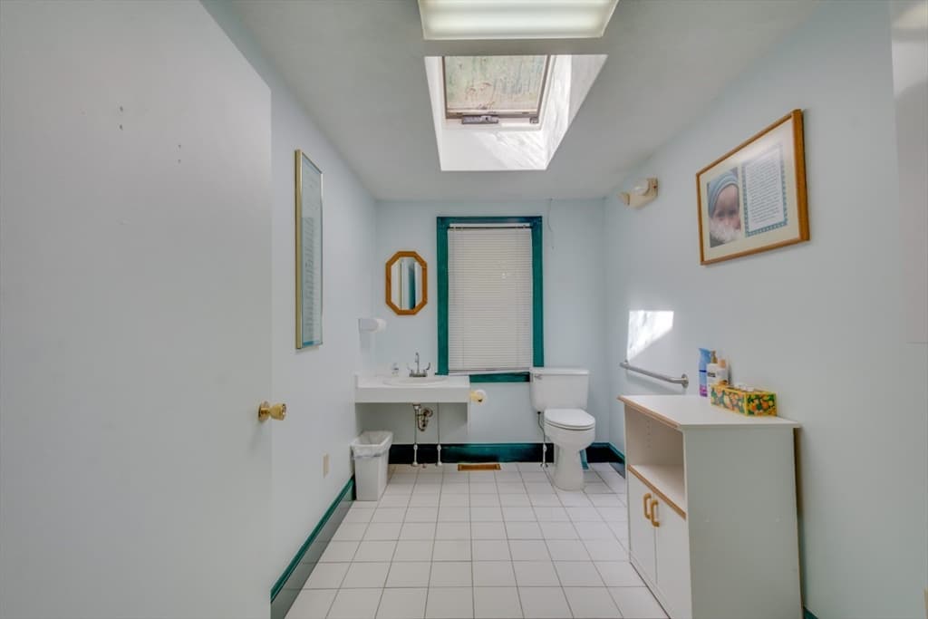 521 Walpole St, Norwood MA 02062 photo 27