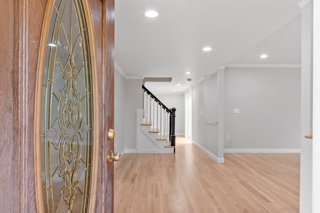 Single Family Residence at 92 Hosmer Street, Hudson MA 01749, Hudson, photo 2 of 31