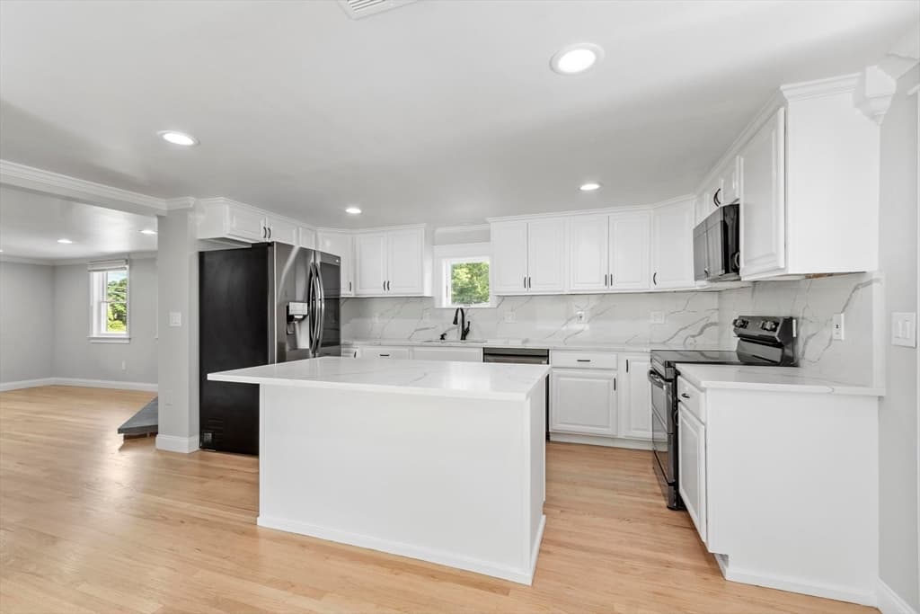 Single Family Residence at 92 Hosmer Street, Hudson MA 01749, Hudson, photo 14 of 31