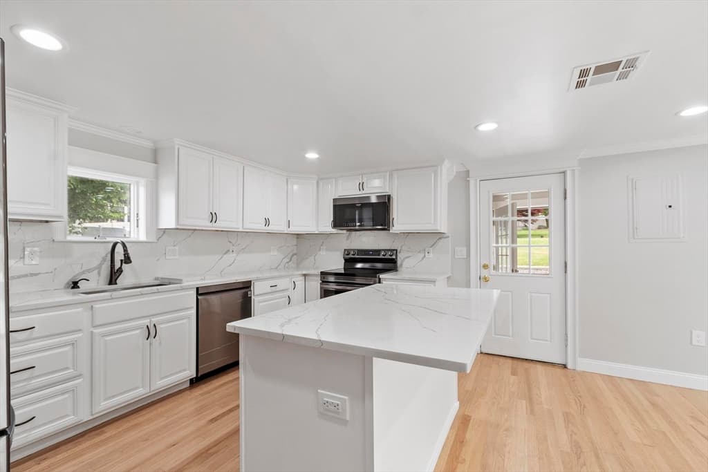 Single Family Residence at 92 Hosmer Street, Hudson MA 01749, Hudson, photo 11 of 31