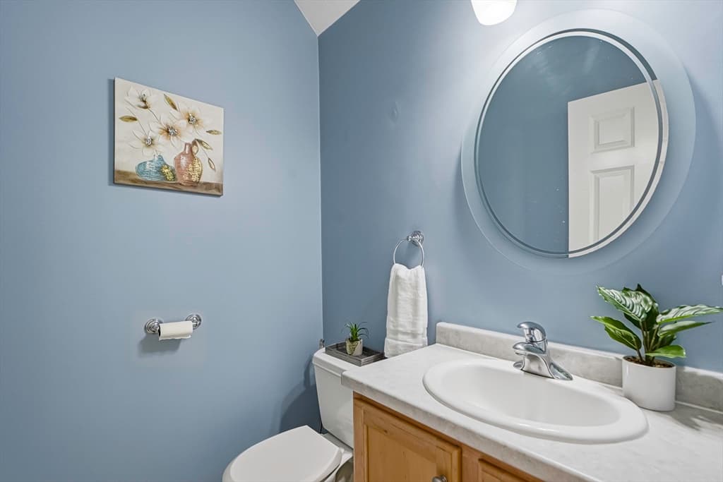 Condominium at 13 Knowlton Cir # 13, Upton MA 01568, Upton, photo 29 of 42