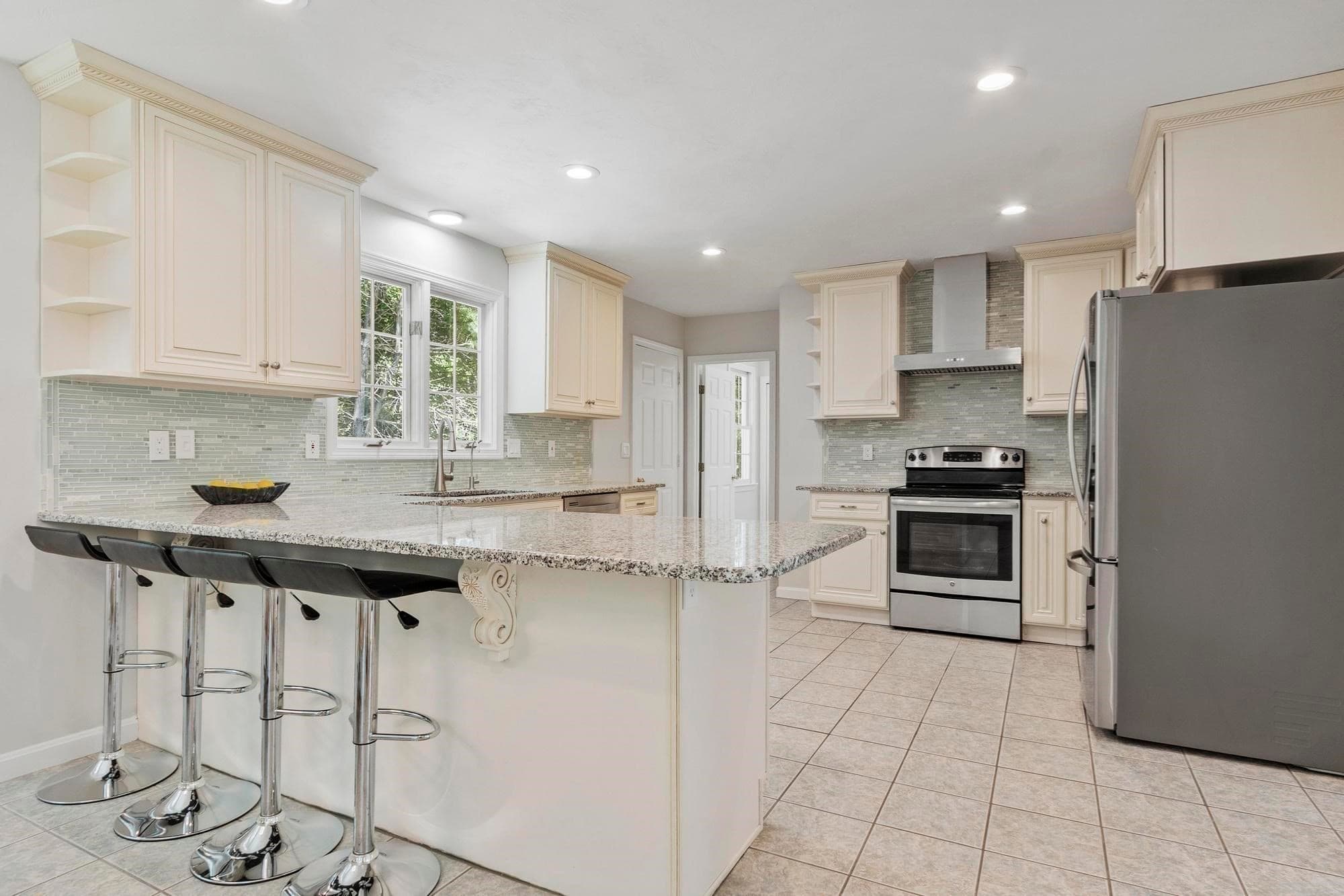 Single Family Residence at 65 Whitney Ln, Boxborough MA 01719, Boxborough, photo 11 of 38