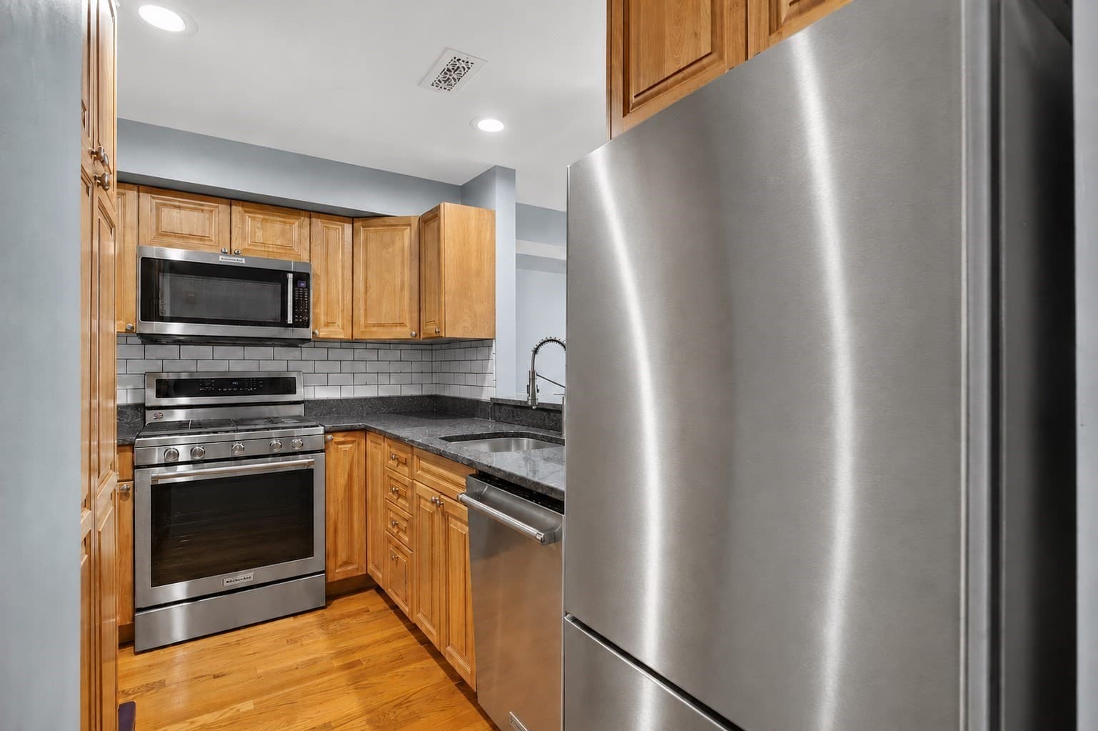 Condominium at 57 Bartlett Street # 5, Boston MA 02129, Boston, photo 7 of 15