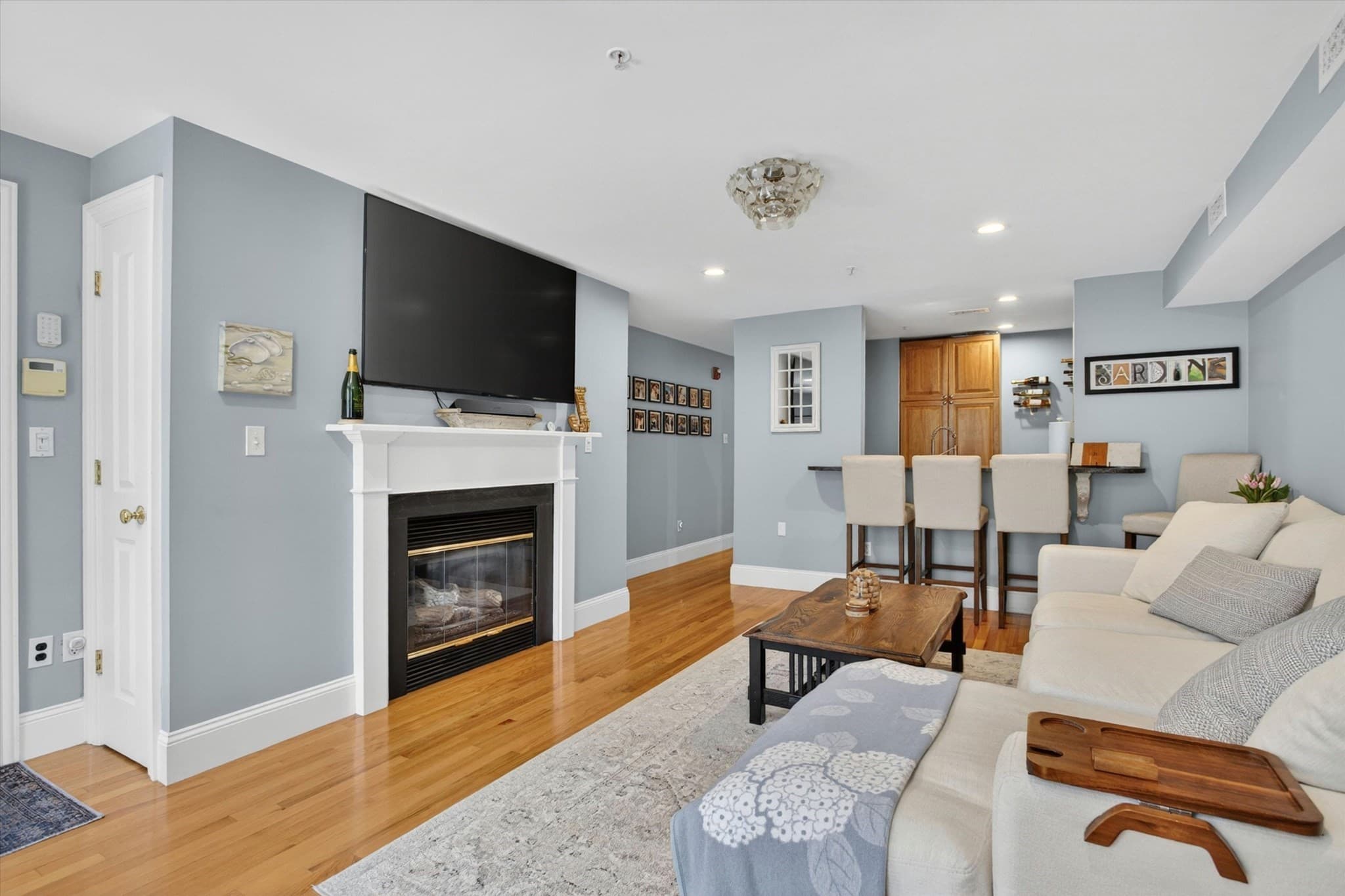 Condominium at 57 Bartlett Street # 5, Boston MA 02129, Boston, photo 4 of 15