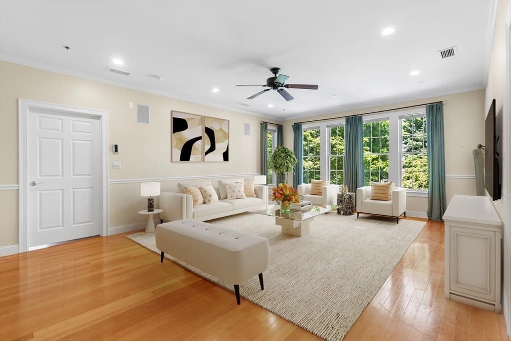106 Washington St # 23, Quincy MA 02169 photo 2