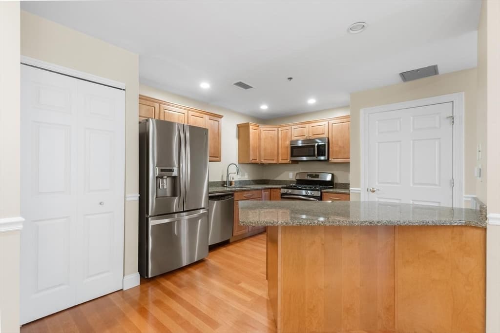 106 Washington St # 23, Quincy MA 02169 photo 16