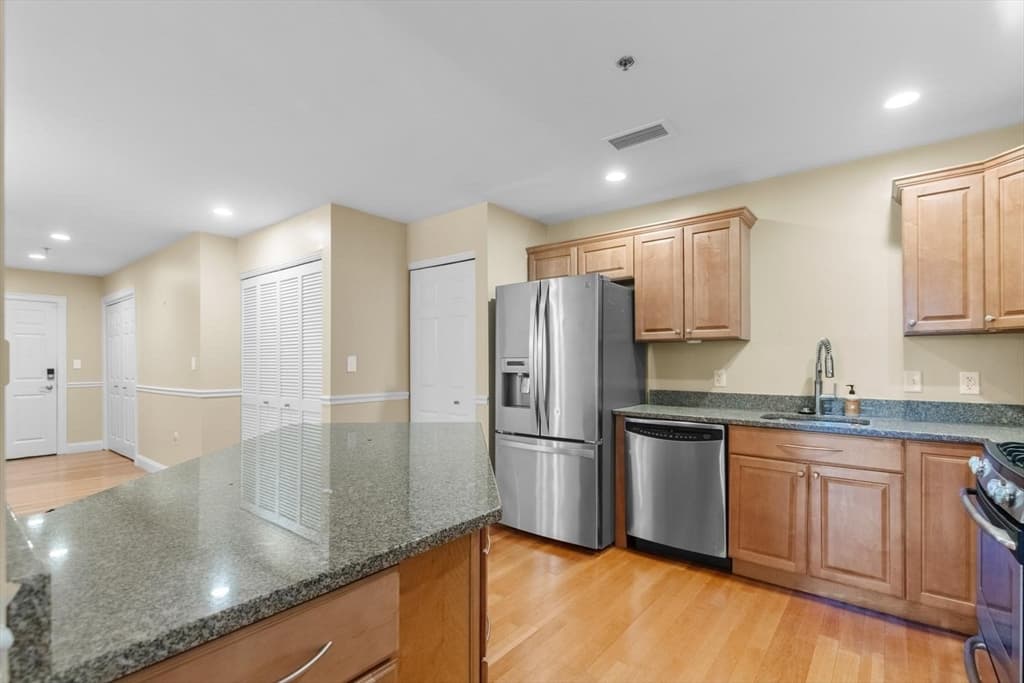 106 Washington St # 23, Quincy MA 02169 photo 19