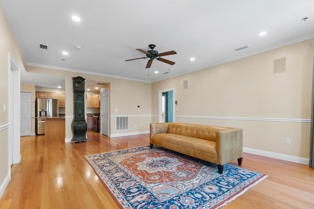 106 Washington St # 23, Quincy MA 02169 photo 25