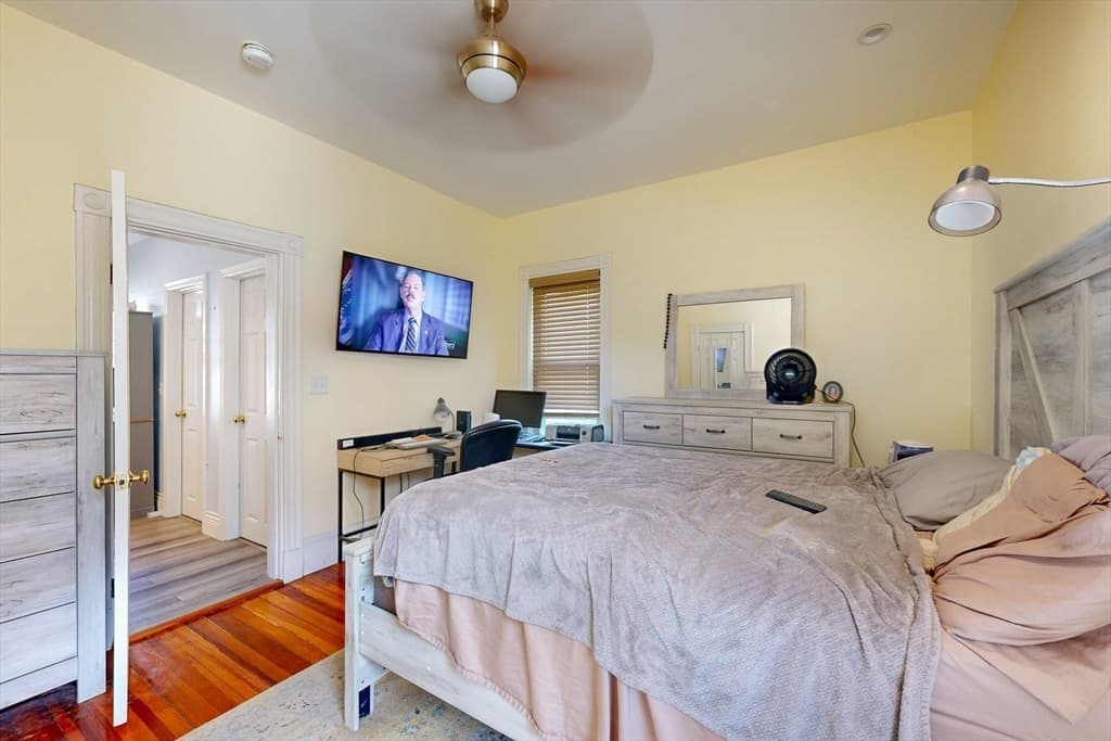14 Bayard St, Boston MA 02134 photo 13