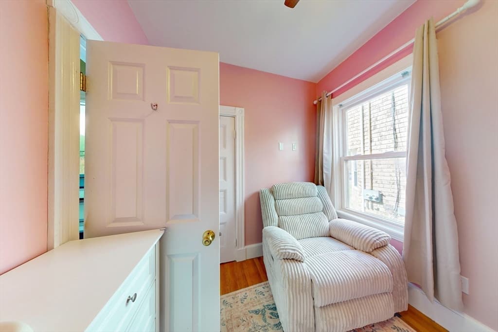 14 Bayard St, Boston MA 02134 photo 17